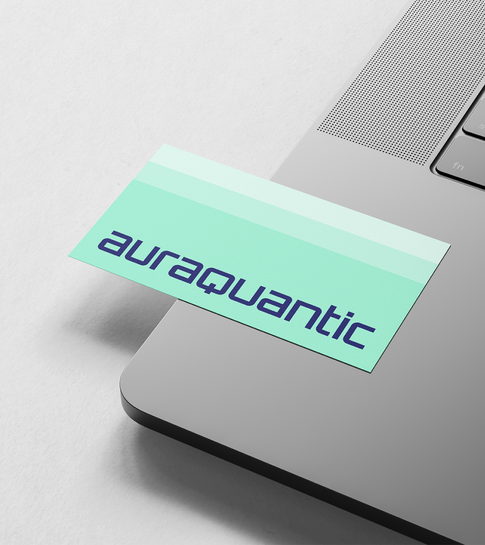Tarjeta AuraQuantic Branding